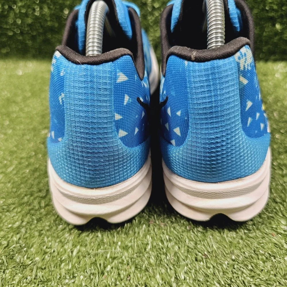 HOKA One One‎ Crescendo XC Blue Athletic Track Running Shoes Womens Size 9